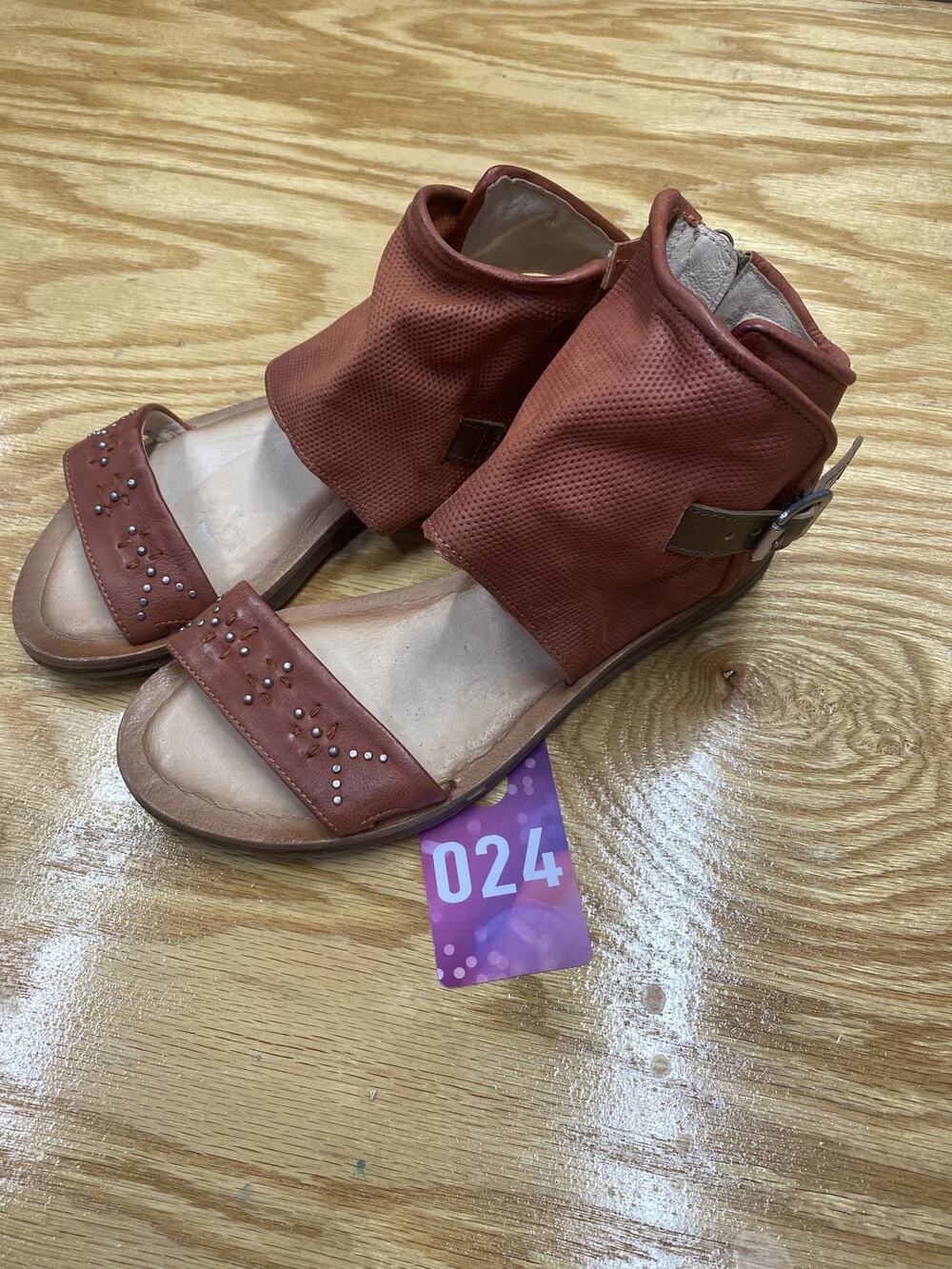 Miz Mooz Forge Strappy Sandals Women's 7.5 Brown Leather Studs Side Zip Open Toe